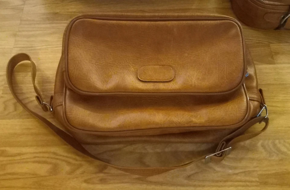 Vintage 3pc. Nesting Leather Luggage Set by Three Star Lock Keys Tag *NICE RARE  - Image 4 of 4