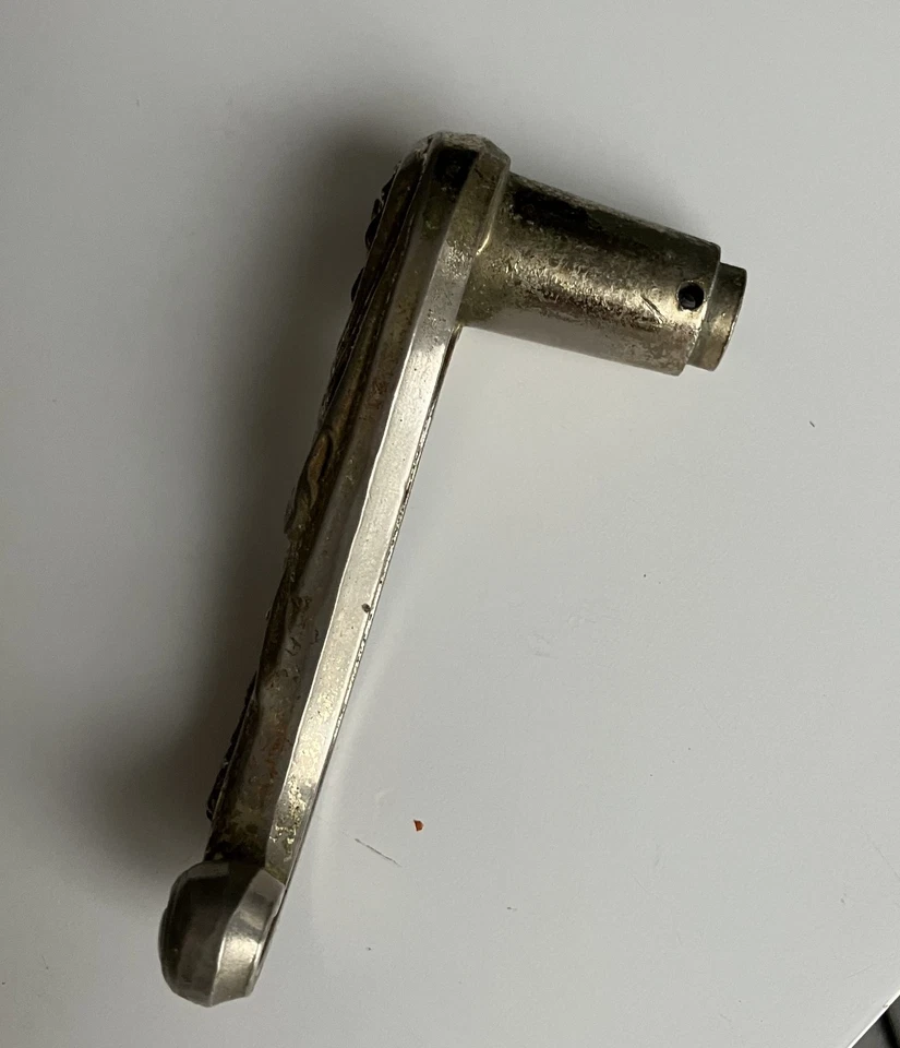 poignee de porte bequille en metal style louis XV rocaille marque Styldecor - Photo 2/4