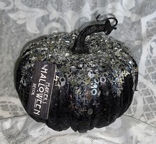 NWT-Silver GLITTER  SEQUINS PUMPKIN - 5  H x 6" Diameter