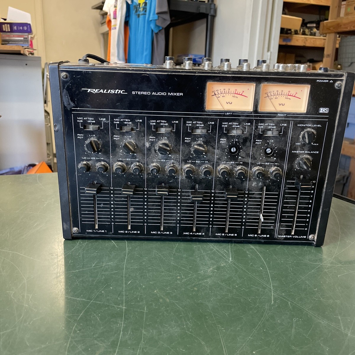 【USA】REALISTIC STEREO MIXER model 32 動作品 Realistic Stereo Mixer Model 32-1100a Radio Shack w/meters