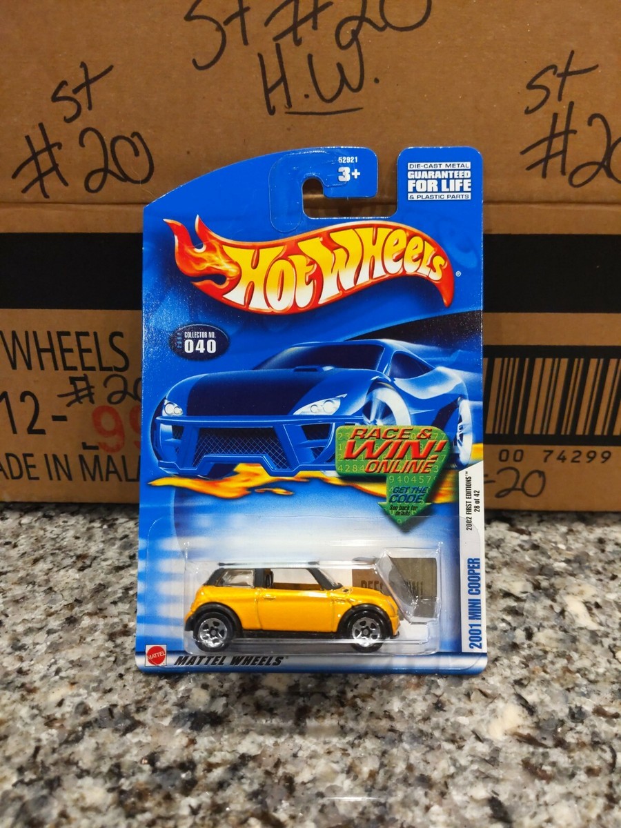 2002 Hot Wheels #40 First Edition 28/42 2001 Mini Cooper Yellow w/5 Sp  Variation