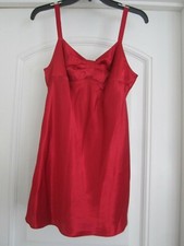 New in Bag - Victoria's Secret - Angels - Satin Slip - Lipstick Red - Small