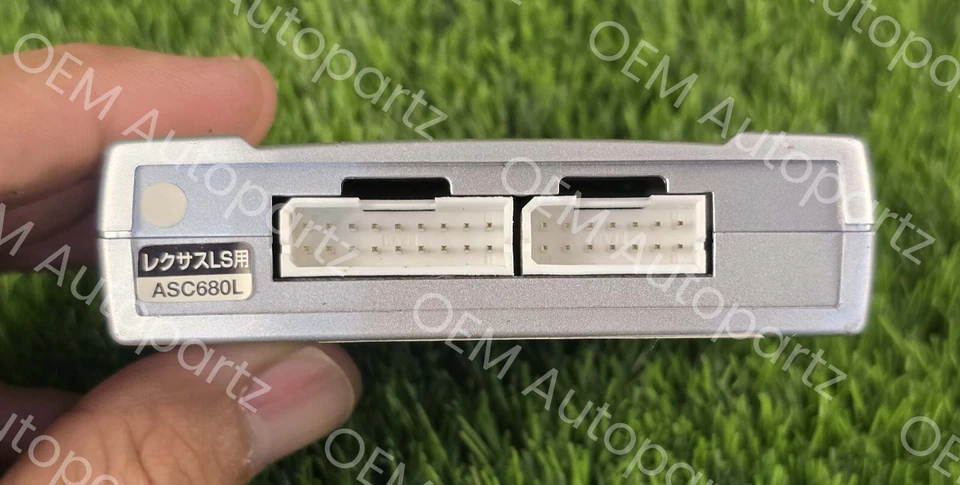 Lexus LS460 07-09 AIR SUSPENSION CONTROL ASC680 with harness complete oem used - Imagem 3 de 4