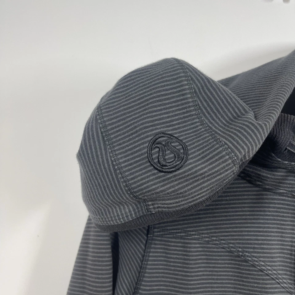 Sudadera con Capucha Lululemon Bliss Break SIN TALLA Gris Jaspeado Pizarra Rayas Entrenamiento Gimnasio Foto 4 de 4