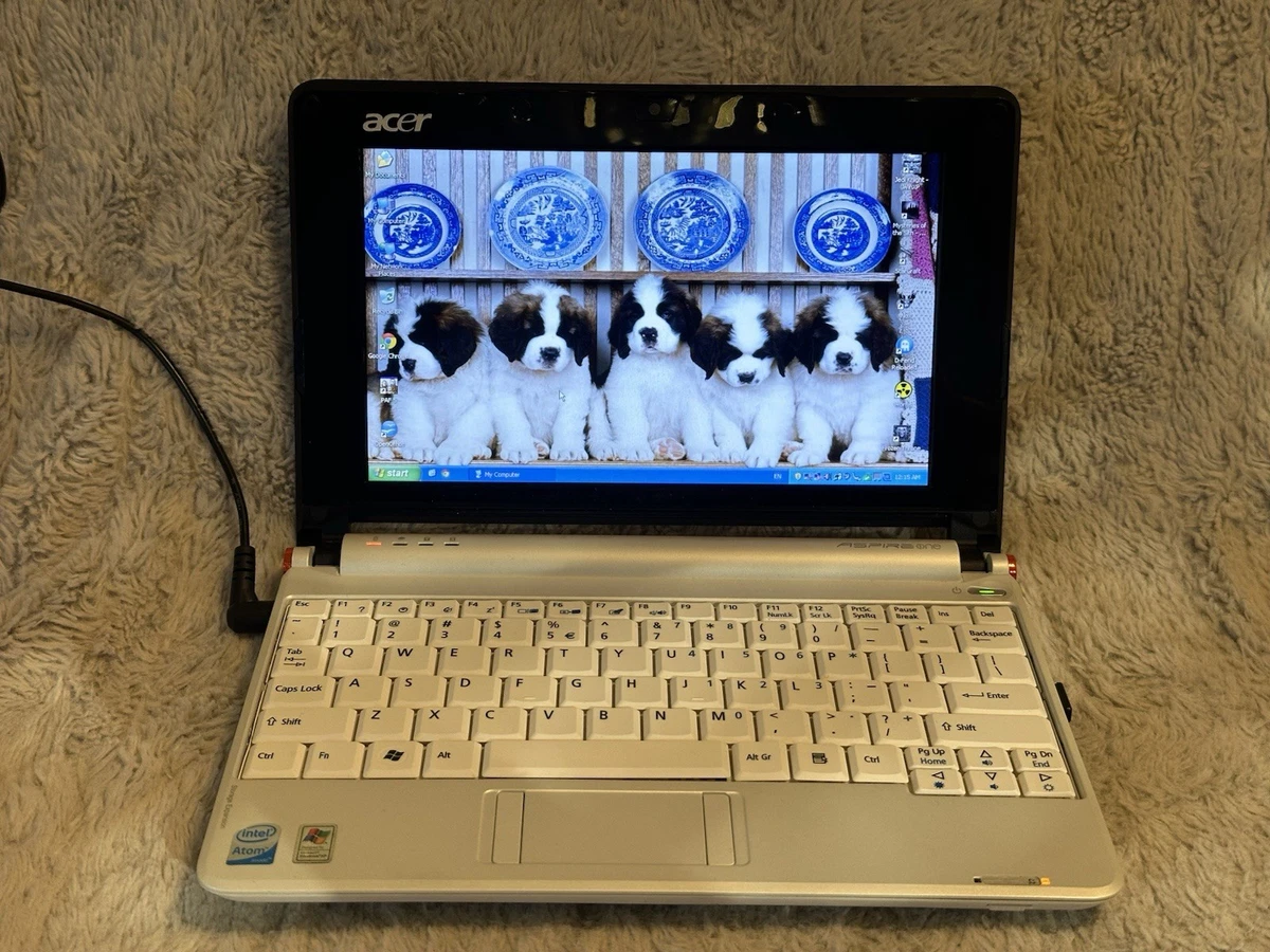 Acer Aspire One ZG5 Less Than 12 in Screen 1 GB RAM PC Laptops
