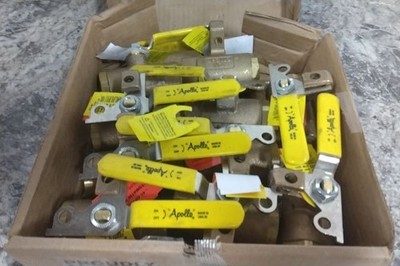 Apollo 75-104-41 10 Pk 3/4 In Connection Size Manual Two-Way Ball Valve