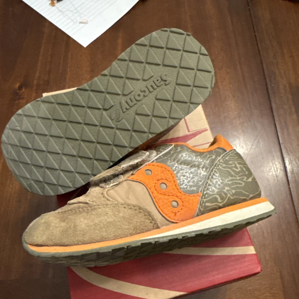 Zapatillas Saucony Jazz HL Camufladas Gamuza Marrón Niño Pequeño 9.5 con CAJA  Foto 3 de 3
