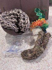 runania hernit crab tank supplies. New in bubble wrap. Comes with plants