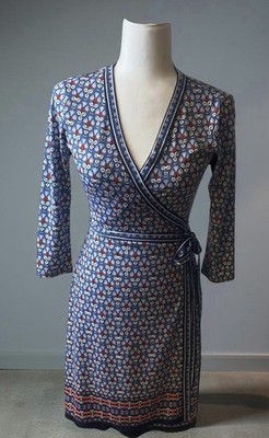 Max Studio Wrap Knit Dress  Blue White Floral 3/4 Sleeves Knee Length X Small