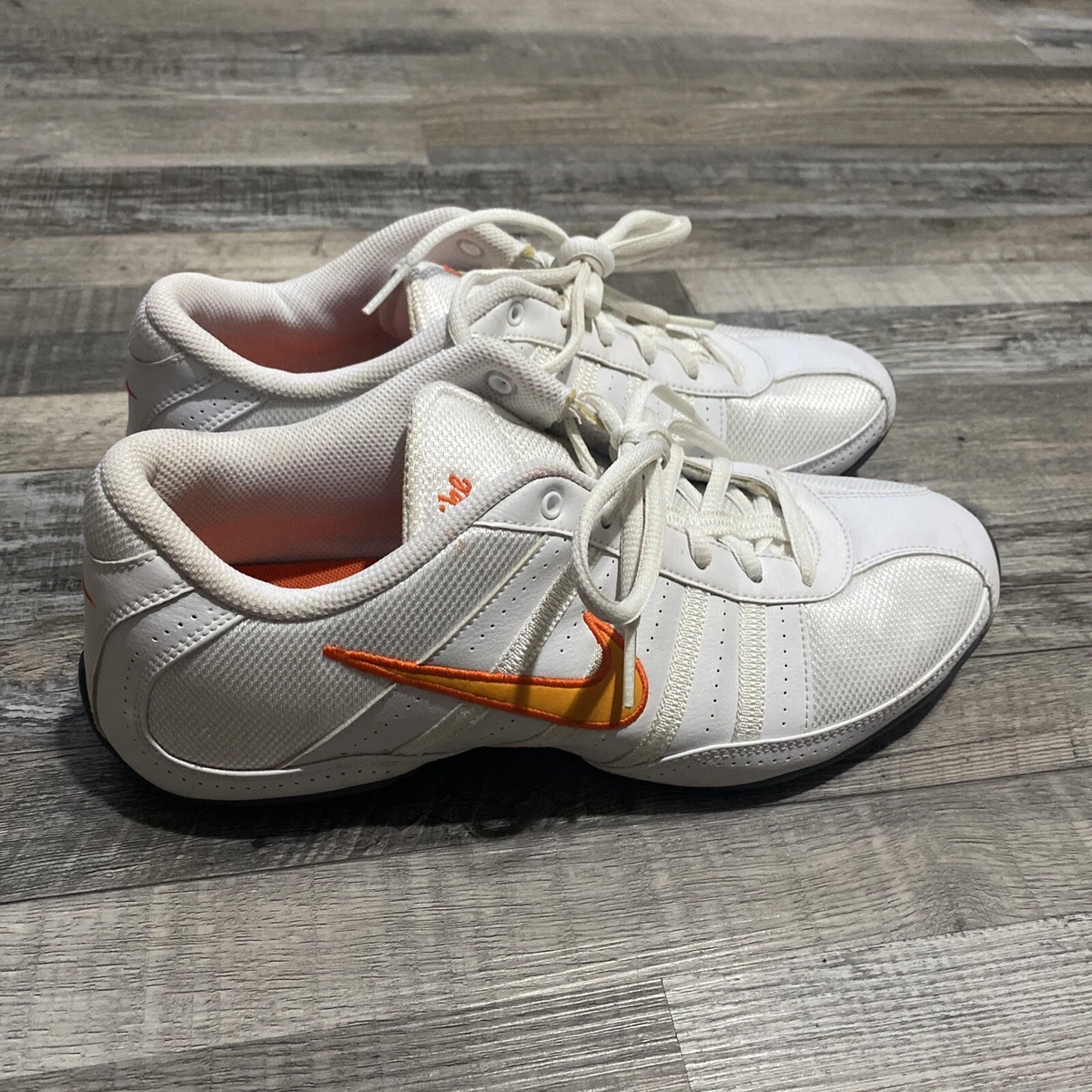 sagrado espiral experimental Nike Musique IV Dance Cheerleading Shoes White And Orange Women&#039;s Size  8.5 | eBay