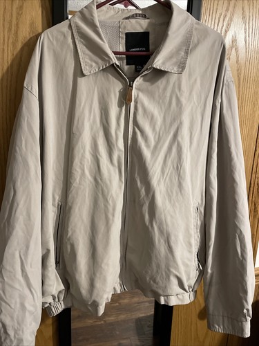 London Fog Mens Lightweight windbreaker 