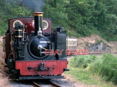 PHOTO  FULL FRONTAL A CLOSE-UP OF VALE OF RHEIDOL LOCO NO. 9 AS IT HAULS A TRAIN