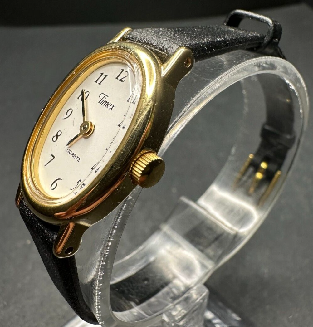 Vintage Timex Analog Women's Watch - May Need Battery or Repair Untested