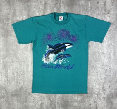 Vintage 90s Sea World T Shirt Blue size M Animal Print