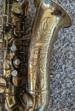 Buescher Aristocrat 140 Alto Saxophone 341686 Orginal Lacquer w/Snaps 