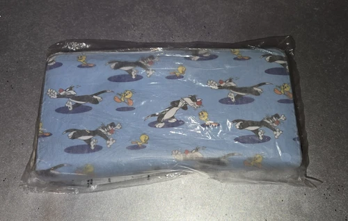 Loungefly Tweety Bird Sylvester Women's Wallet New In Package Looney Tunes WB