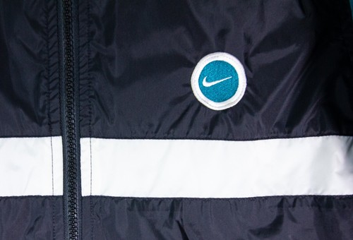 Nike Windbreaker Jacket Black Red Logo Tag Youth Size L (14-16) Vintage - Picture 5 of 13