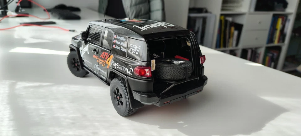 1/18 Toyota FJ Cruiser TRD Baja Prototype 2007 AutoArt  - Imagen 2 de 4