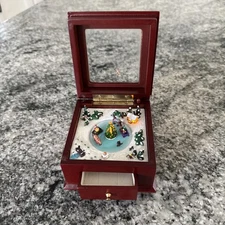 MR CHRISTMAS MUSIC BOX LIGHTUP ANIMATED SLEIGH RIDE RING DRAWER DECK THE HALLS