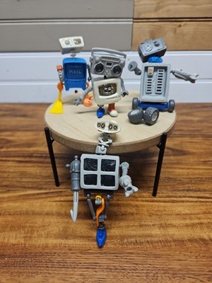 HexBug JUNKBOTS INDUSTRIAL DUMPSTER Lot Of 4 Loose Robot Figures Changable Parts