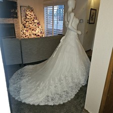 DRESS Lovely wedding train dress long train sleeve XS 393W