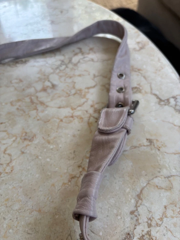 NUOVEDIVE Beige/PINK  Leather Hobo Shoulder Bag With Adjustable Strap & Zippered - Image 2 of 4