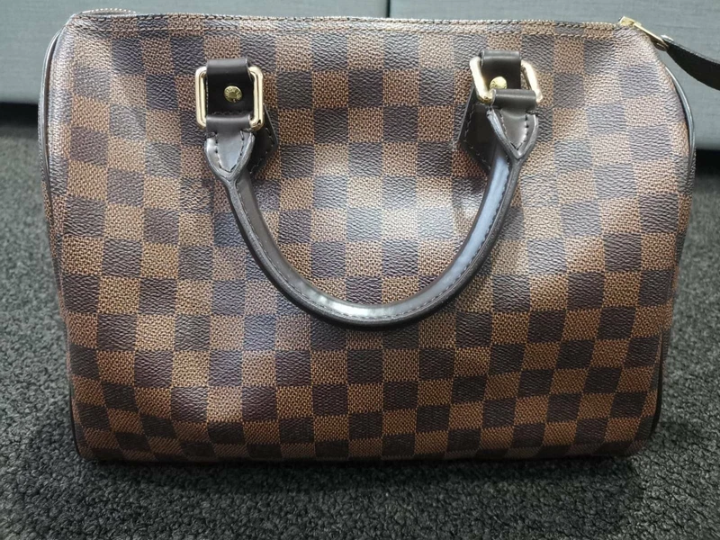 louis vuitton bag gumtree