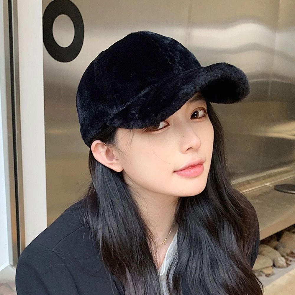 Fitted caps 2024 for women