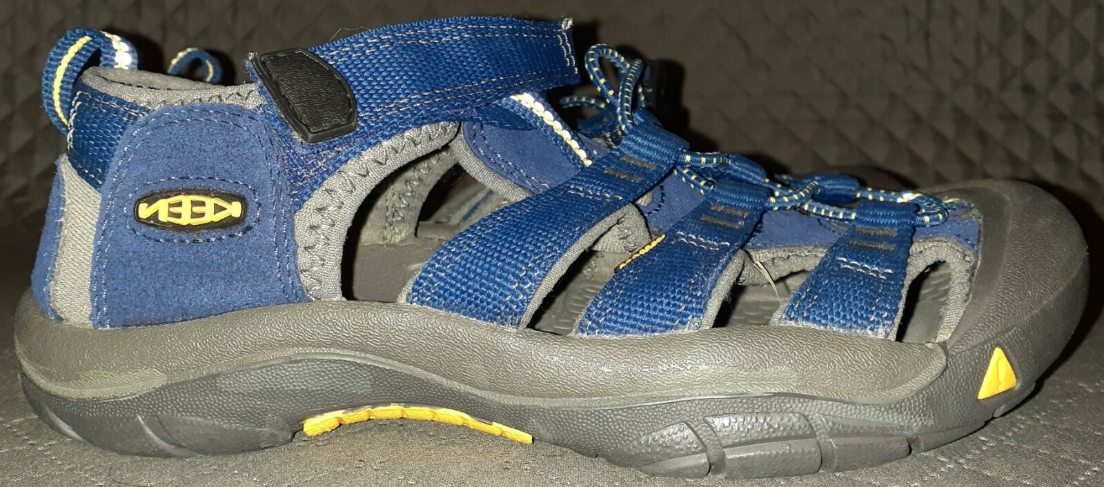 Sandali sportivi impermeabili KEEN per bambini blu giallo taglia US 3 EU 35 UK 2