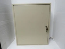 MMF industries 300 key metal storage box    W41J