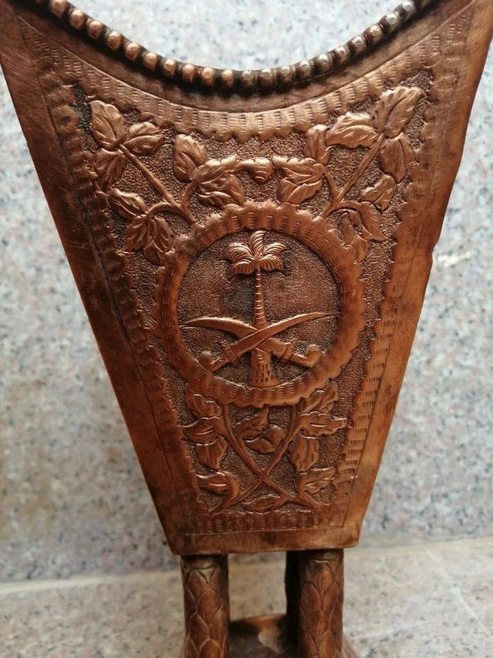 Quemador de incienso vintage árabe islámico de Oriente Medio Bukhoor cobre 30 cm de alto Foto 2 de 4