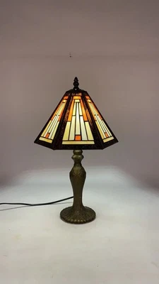Lámpara de mesa estilo vitral Tiffany tradicional vintage luz para el hogar - Imagen 1 de 4