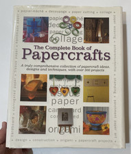 COMPLETE BOOK OF PAPERCRAFTS: A TRULY COMPREHENSIVE COLLECTION
