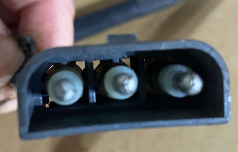 Crankshaft Position Sensor  Saab 900 1989 to 1993. Non-Turbo - Image 2 of 4