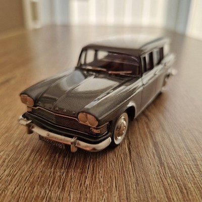 Lansdowne Models LDM 16A 1961 Humber Super Snipe Estate Metallic Grey