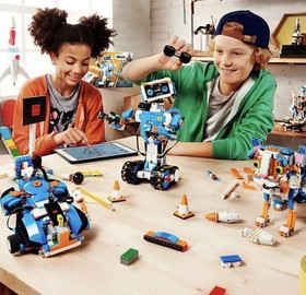 LEGO Boost Creative Toolbox Set 17101 Retired Robot Build Code Kit NEW Guitar 