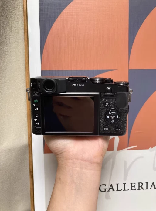 Fujifilm X10 12MP 95%Neu Schwarz Digitalkamera 12MP Optischer Zoom Hohe Klarheit - Bild 2 von 4