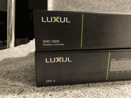 Luxul Epic 4 - Router Gigabit Doble WAN y Controlador Inalámbrico XWC-1000 - Imagen 5 de 9