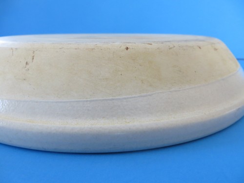 Pfaltzgraff 9 inch Pie Plate/Baking in Yorktowne Stoneware - Picture 5 of 7