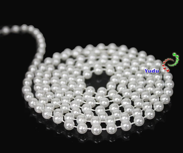 Perlen Dekoperlen Perlenkette Tischdeko Hochzeit Floristik Deko weiss