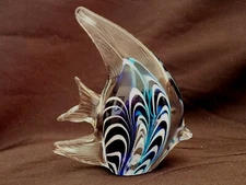 Art Glass Fish Dynasty Gallery Blue, White & Clear 1951 with original stickers 
