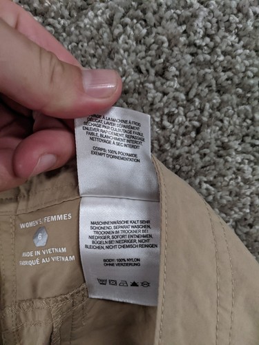 Mountain Hardwear Womens Hiking Pants Size 6 Beige Capri Crop Nylon Travel - Picture 12 of 13