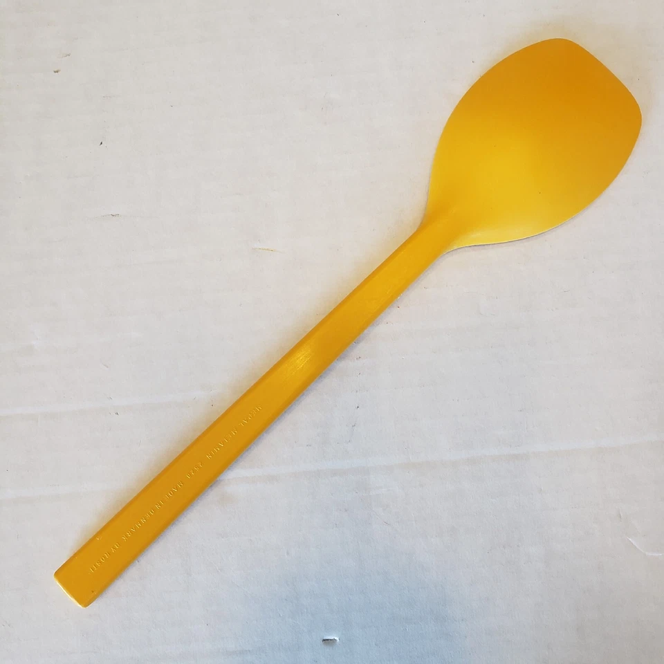 Cuchara para servir Rosti Mepal vintage melamina Dinamarca oro amarillo cuadrado superior 11 pulgadas Foto 4 de 4