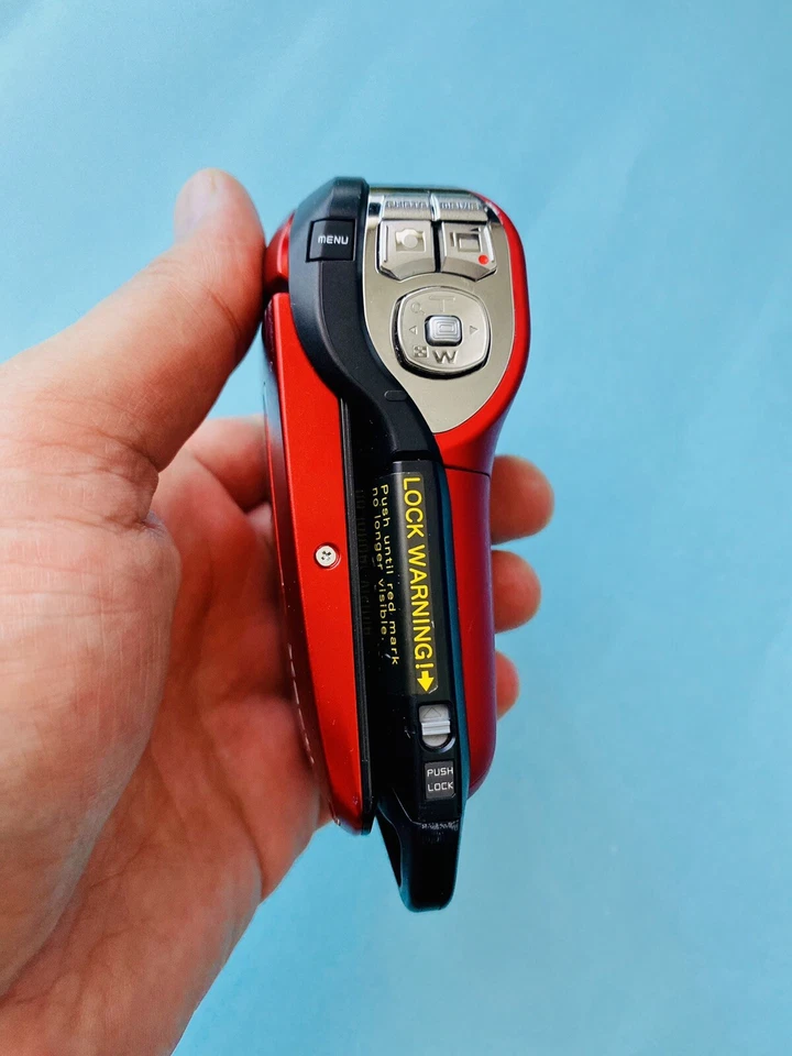 SANYO  Xacti VPC-CA9 Waterproof Digital Video Dual Camera - Image 4 of 4