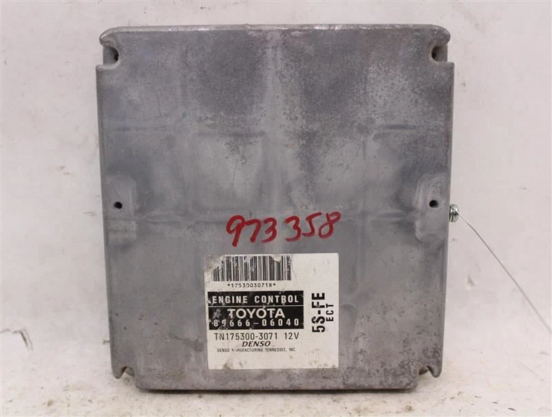 ORDENADOR ECU ECM TOYOTA SOLARA CAMRY 00 01 AUTOMÁTICO 4 CILINDROS 8966606040 973358 Foto 2 de 4
