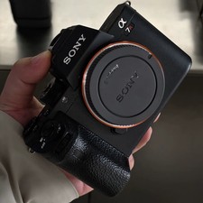 Sony Alpha A7R II A7RII ILCE7RM2 42.4MP Full-Frame Mirrorless Camera Body