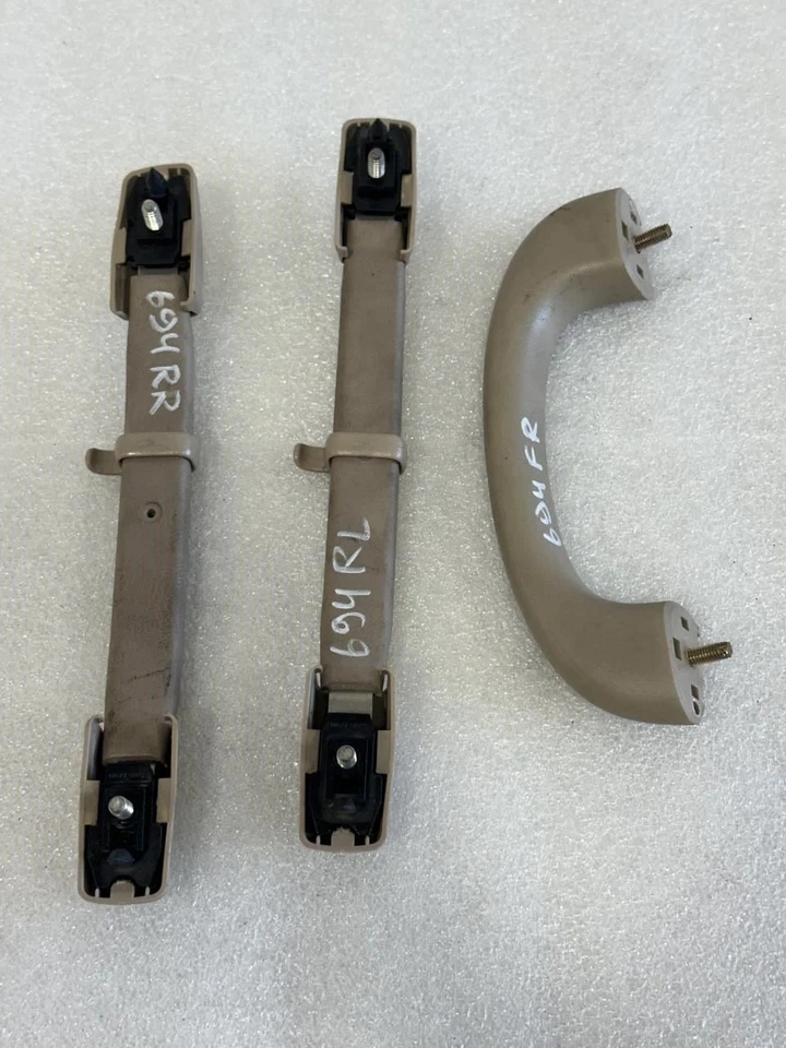 1998 1999 2000 2001 2002 2003 TOYOTA SIENNA ROOF HANDLE GRIPS OAK 3 PIECES - Image 2 of 4