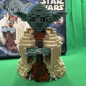 RETIRED Star Wars YODA Jedi Master 2002 Lego 7194 Ultimate Collector Series