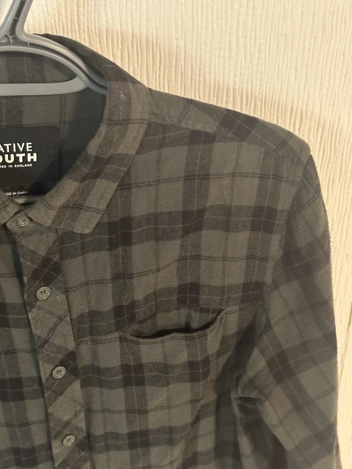 Native Youth Men's Flannel Plaid Button Down Shirt Green Size Medium - Image 4 of 4