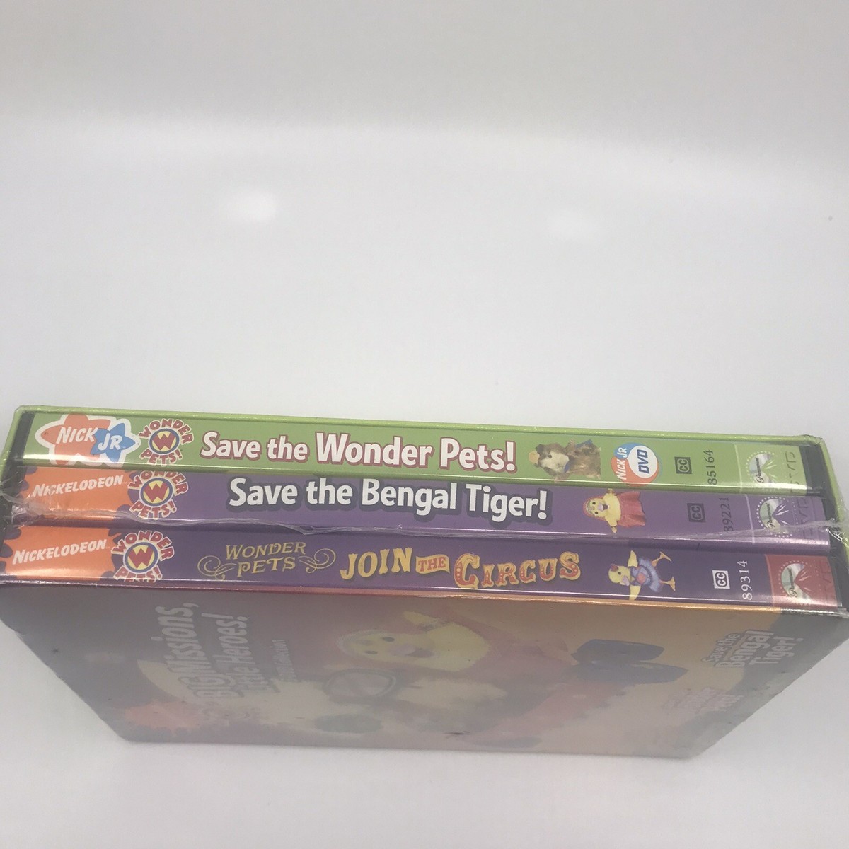 (未使用･未開封品)　Big Missions Little Heroes: 3 DVD Collection [Import] ar3p5n1 Big Missions Little Heroes: 3 Dvd Collection (DVD) for sale